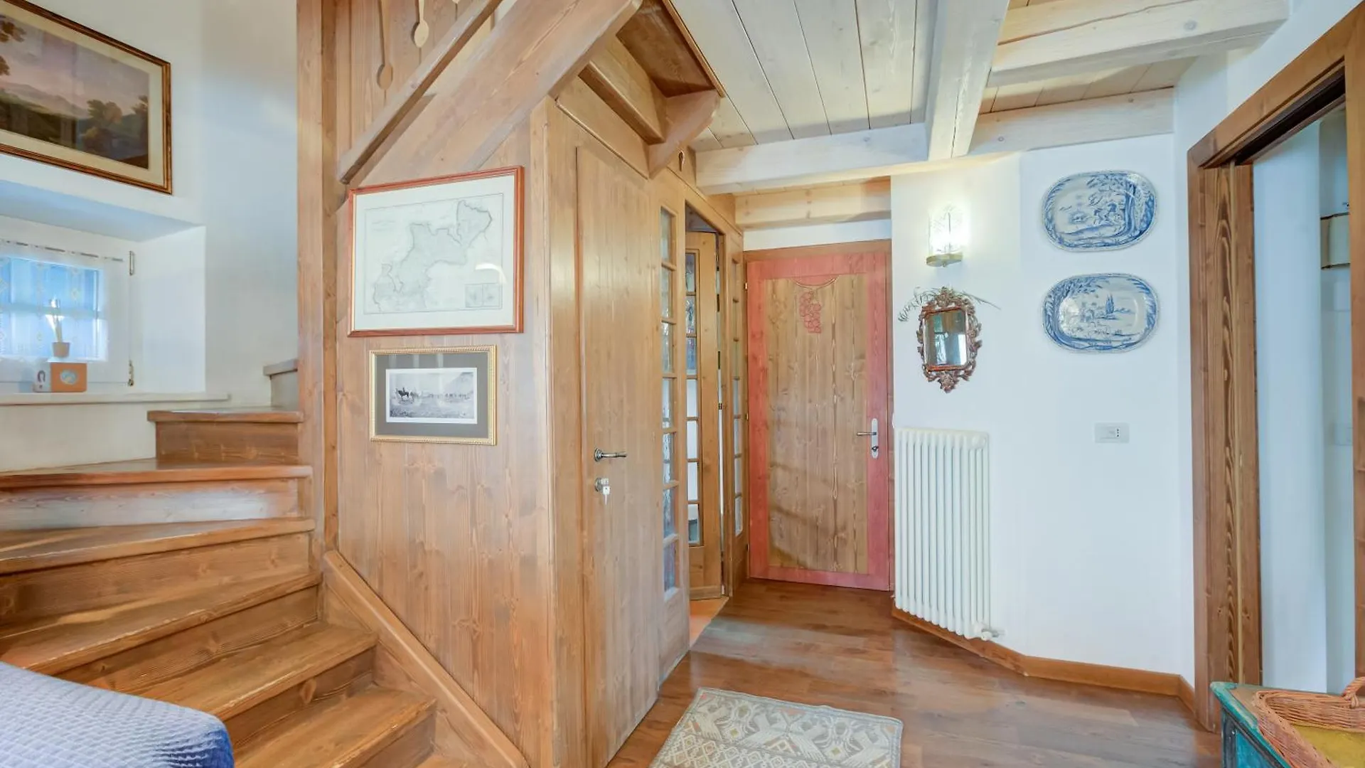 Antico Chalet Livigno 0*,  Italia